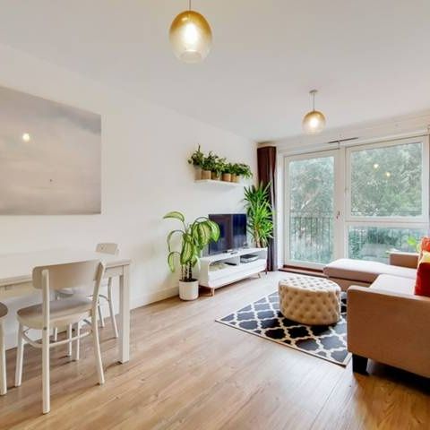 2 Bed Flat, Milles Square, SW9 - Photo 1