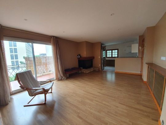 Location Appartement 4 pièces 90m² CONDRIEU 69420 - Photo 1