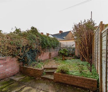 2 bedroom semi-detached house to rent - Photo 6