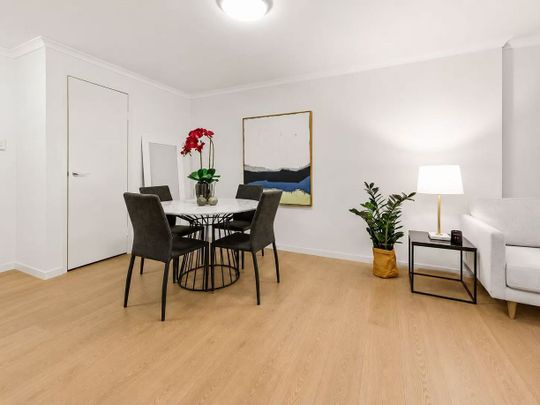 Convenient lifestyle living 2 bed/ 1bath/ 1Car space For Lease (Unfurnished) - Photo 1