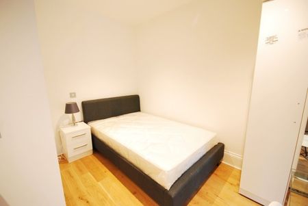 2 Bed - Grainger Street, Newcastle - Photo 3