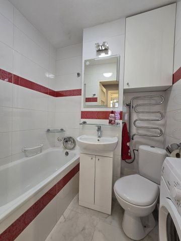 Warszawa, Aleja Jana Pawła II - Photo 4