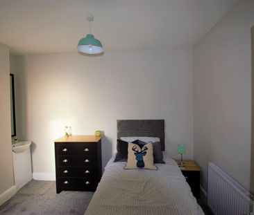 1 bed house share to rent in Bulcock Street, Burnley, BB10 - Photo 5