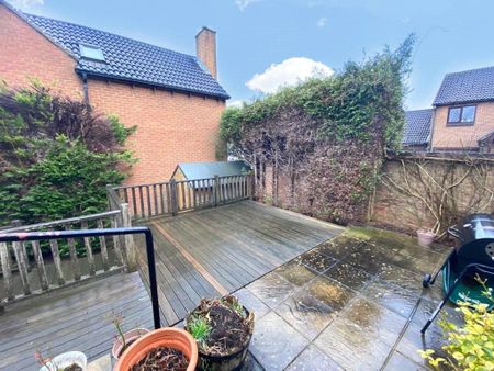 2 bedroom maisonette to rent - Photo 3