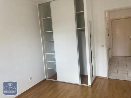 Location Appartement 2 pièces 38m² ST MARTIN D HERES 38400 - Photo 2