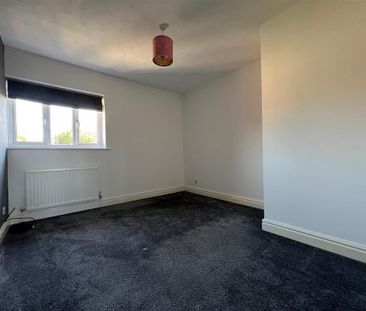 5 bedroom detached house to rent - Photo 5