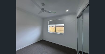 New 4 Bedroom Home ! - Photo 3