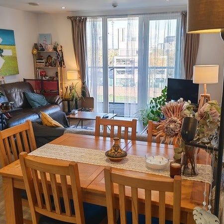 2 Bed Flat, Celestial House, E14 - Photo 1