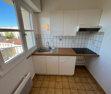 Location Appartement 1 pièce 31m² BOURG LA REINE 92340 - Photo 2
