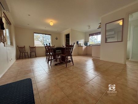 2/117 Hoggs Lane, 3909, Lakes Entrance Vic - Photo 2