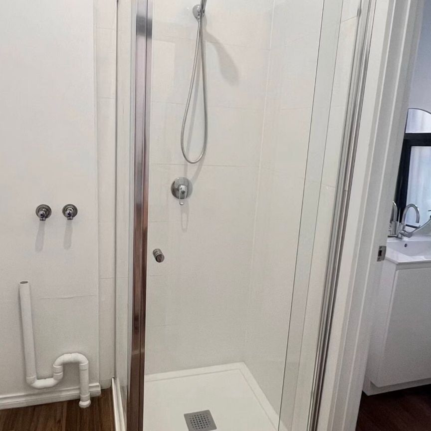 Fitzroy North - Photo 1