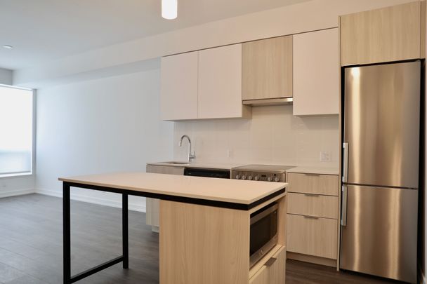 For Lease - 203 College Street Unit# 507, Toronto, Ontario - Photo 1
