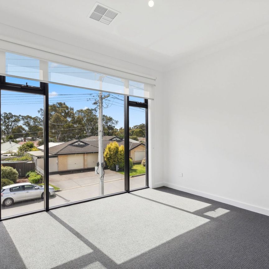 Stylish Residence in Prime Location - Photo 1