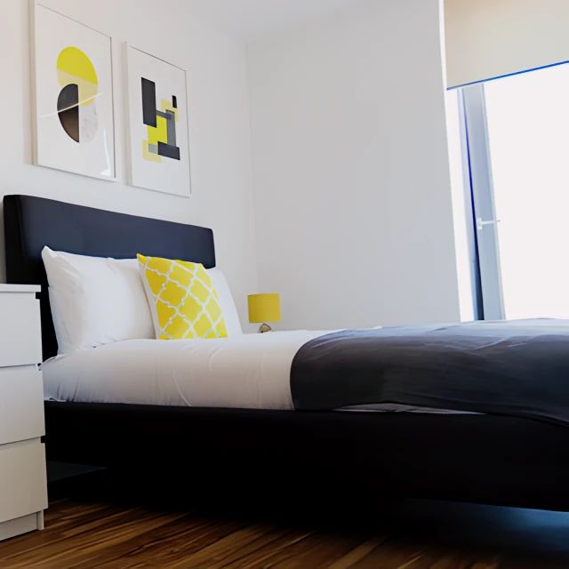 Studio Apartment - Photo 1