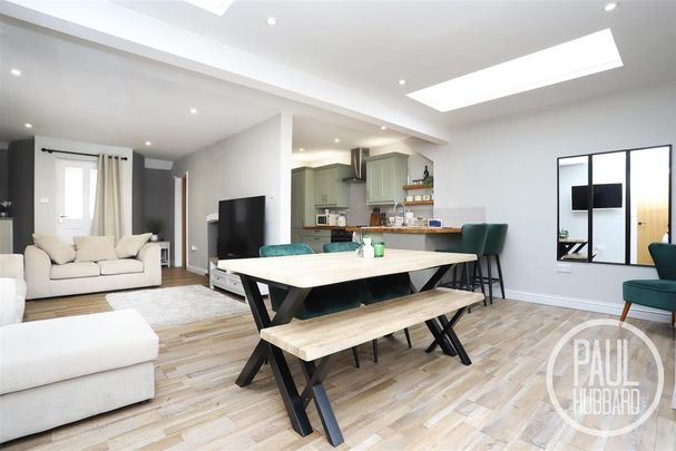 3 bedroom semi-detached bungalow to rent - Photo 1