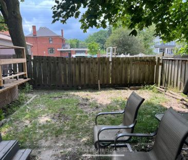 Detached Home For Lease | W9248183 - Photo 2