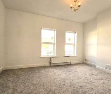 St. Leonards Road, NN4 - Photo 1