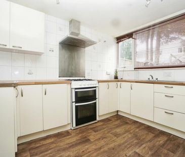 3 bedroom House To Let - Photo 1