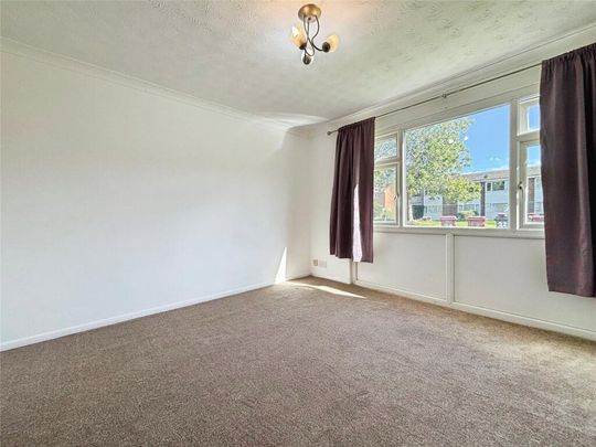 2 Bed Flat, Fulmead Road, RG30 - Photo 1