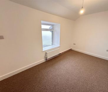 2 bedroom house to rent - Photo 2