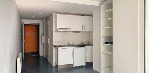 Location Appartement 1 pièce 25m² ROUBAIX 59100 - Photo 2