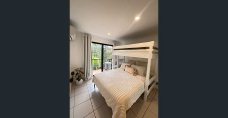 Fully furnished Coastal Living at Magic Mountain Apartments - Photo 5