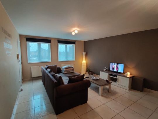 Ruim appartement met 1 slaapkamer - Photo 1