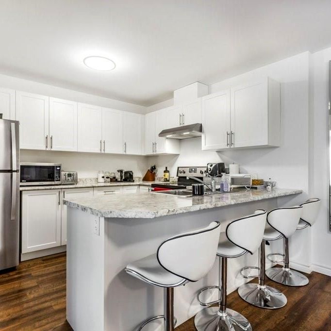 For Lease - 7 Kay Crescent Unit# 110, Guelph, Ontario - Photo 1