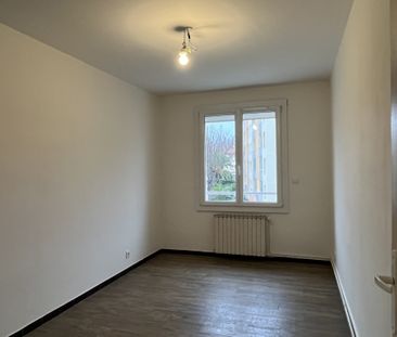 Location Appartement 3 pièces 68m² FREJUS 83600 - Photo 4