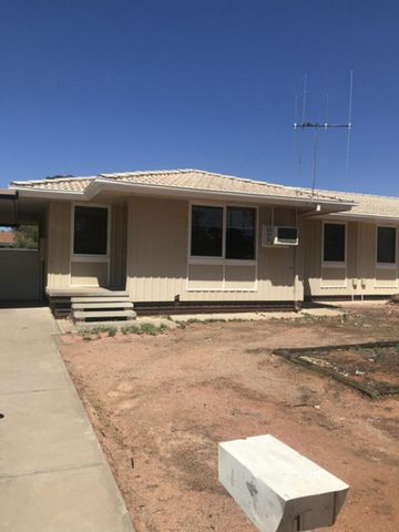 14 Hurcombe Crescent, Port Augusta West - Photo 5