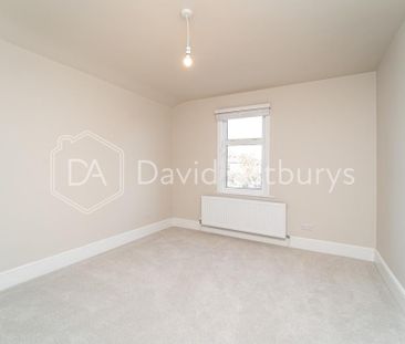 3 bedroom end of terrace house to rent - Photo 4