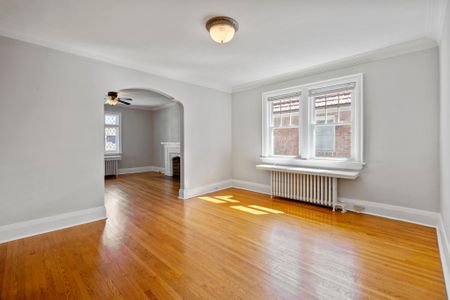 For Lease - 26 Braemar Avenue Unit# Upper Floor, Toronto, Ontario - Photo 2