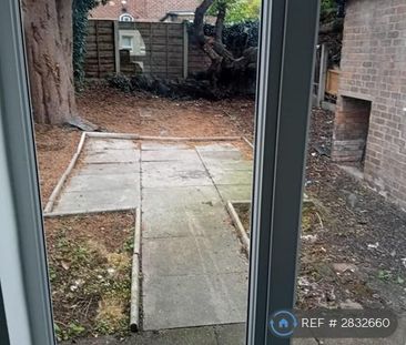 1 bedroom in a house share to rent - Photo 6