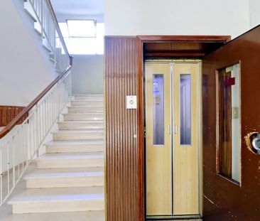 Bright room in Via Bellini - Photo 2