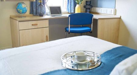 Deluxe Ensuite - Photo 5