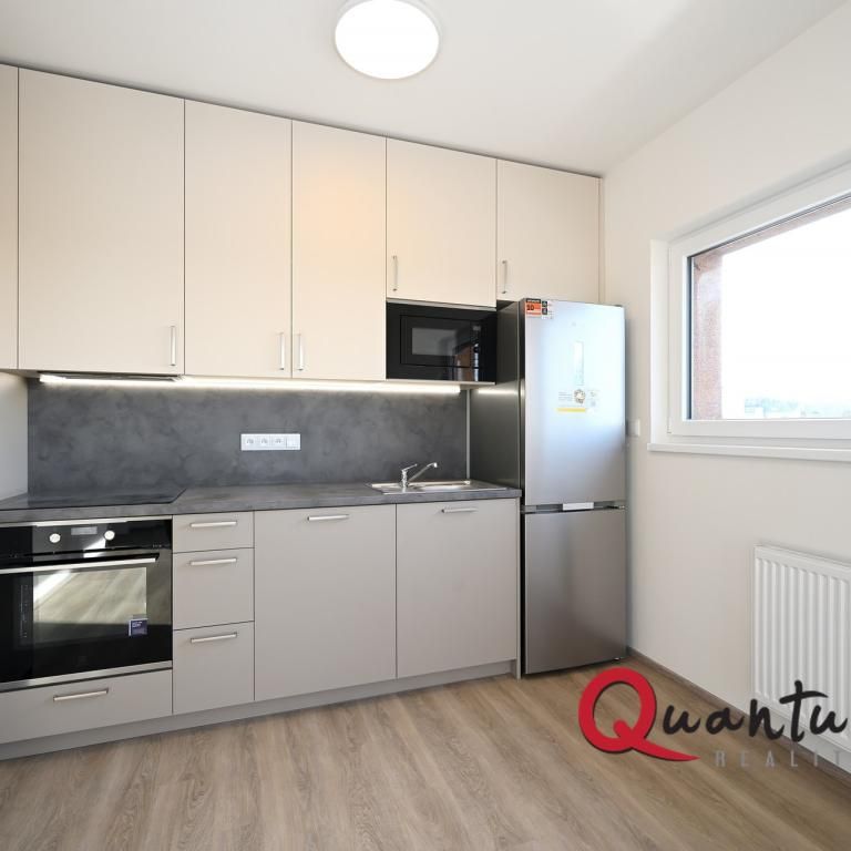 Pronájem bytu 2+kk 50 m2 - Photo 1