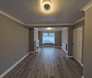 Lydford Avenue, St. Thomas, SA1 8DX, Swansea - Photo 1