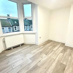 South Eastern Road, Ramsgate, CT11 9QF, Kent - Photo 4