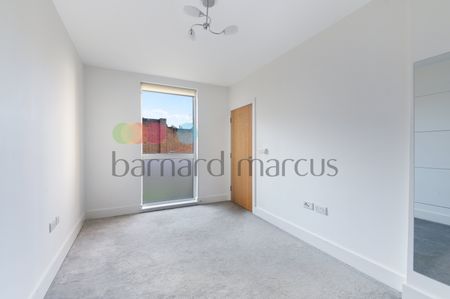 St Peters Road, Croydon - Photo 3