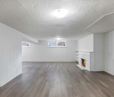 For Lease - 1503 Lochlin Trail, Mississauga, Ontario - Photo 2