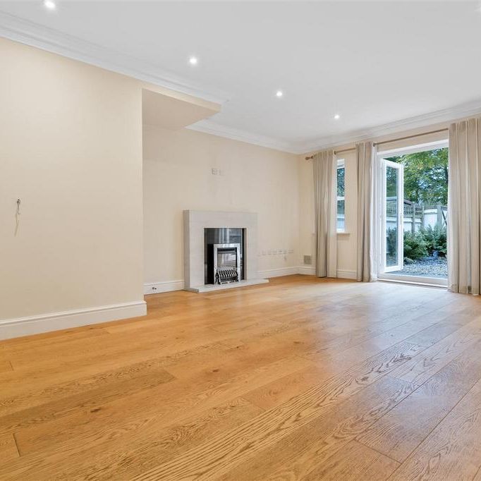 3 bedroom terraced house to rent - Photo 1