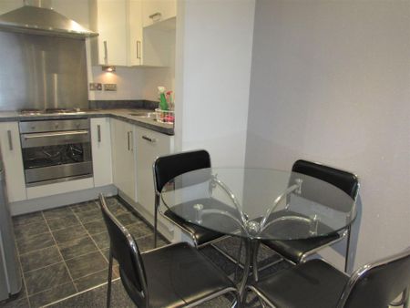 2 bedroom apartment to rent - Photo 5