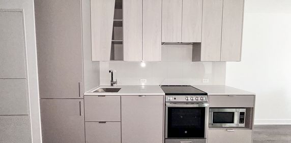 For Lease - 3883 QUARTZ Road Unit# 812, Mississauga, Ontario - Photo 2