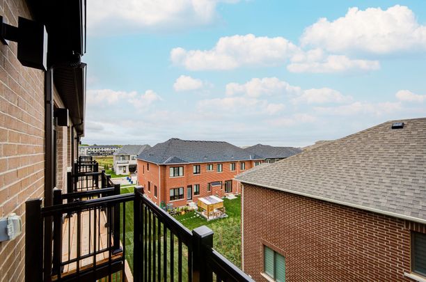 For Lease - 1162 Dartmouth Crescent, Oakville, Ontario - Photo 1