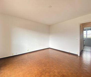 A louer, T3 rénové avec terrasse, vue mer, Résidence Michelet-de-La... - Photo 1