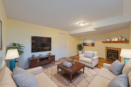 For Lease - 184 Deercroft Avenue, Barrhaven, Ontario - Photo 2