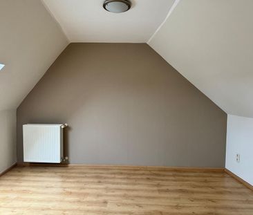 Half-vrijstaande woning met 3 slaapkamers - Foto 1
