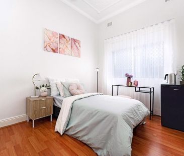 Hurstville - Photo 3