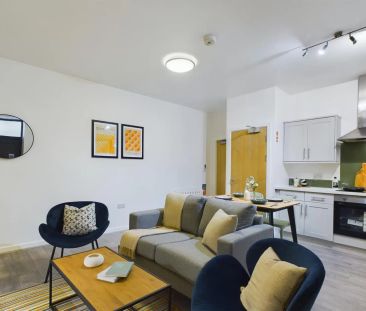 4 Bedroom House - Photo 3