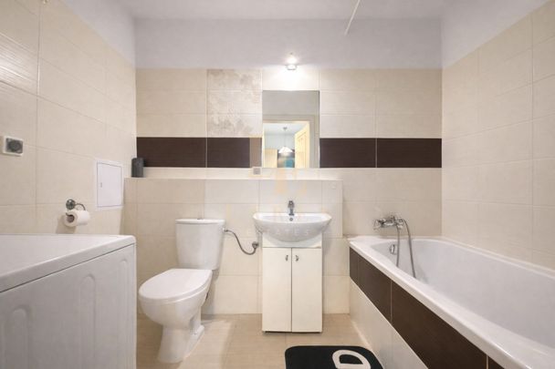 Kawalerka | Metro Natolin | Osiedle Strzeżone - Photo 1